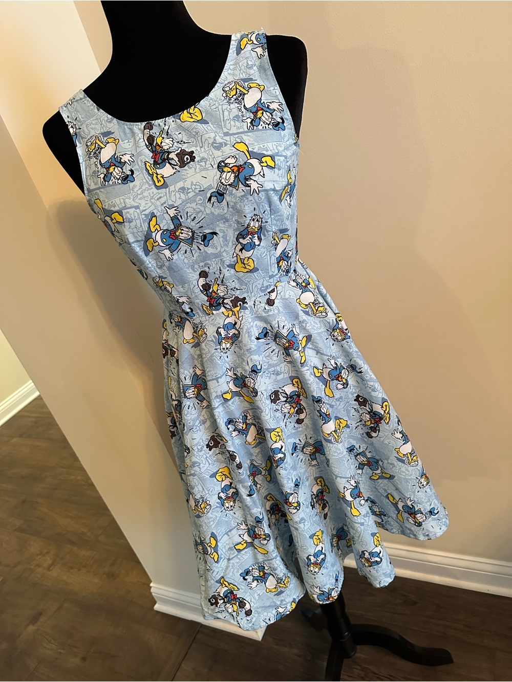 Disney swing style custom Donald Duck print dress women’s size small